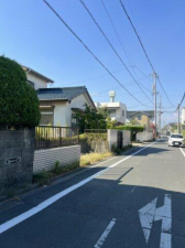豊橋市弥生町、土地の前面道路を含む現地写真画像です