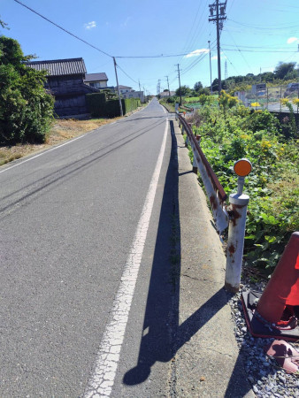 豊橋市老津町、土地の前面道路を含む現地写真画像です