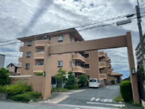 豊橋市北島町、マンションの外観画像です