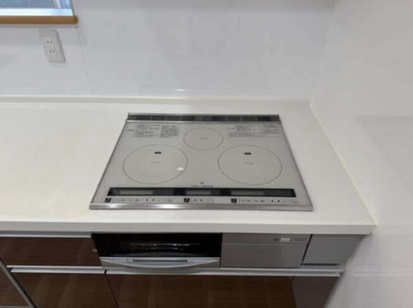 豊橋市前田町、マンションのキッチン画像です