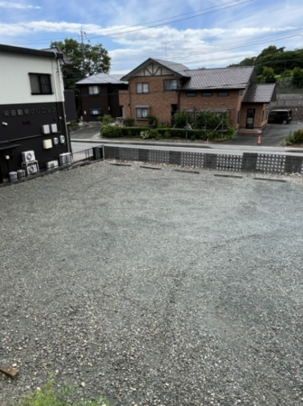 豊橋市大岩町、土地の前面道路を含む現地写真画像です