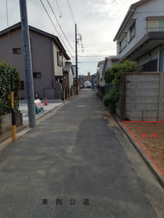 豊橋市弥生町、土地の前面道路を含む現地写真画像です