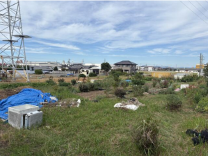 豊橋市西幸町、土地の前面道路を含む現地写真画像です