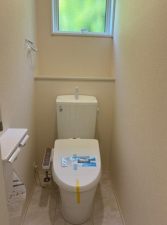 豊橋市曙町、新築一戸建てのトイレ画像です