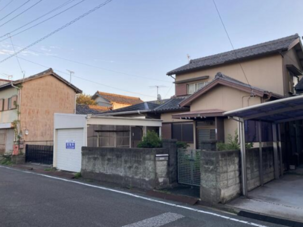 豊橋市東光町、土地の前面道路を含む現地写真画像です