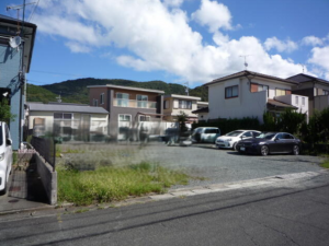 豊橋市多米中町、土地の前面道路を含む現地写真画像です