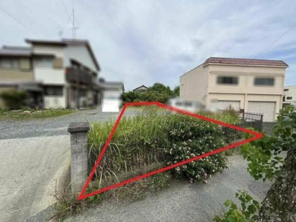 豊橋市羽根井西町、土地の前面道路を含む現地写真画像です