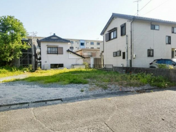 豊橋市多米中町、土地の前面道路を含む現地写真画像です