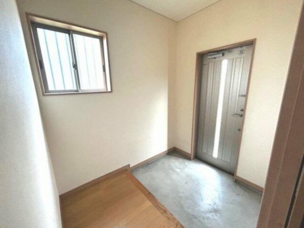 豊橋市大村町、中古一戸建ての画像です