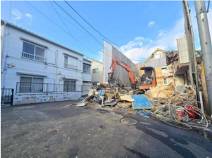 北区赤羽、土地の前面道路を含む現地写真画像です