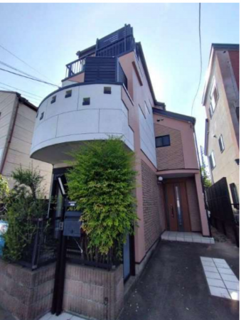 練馬区春日町、中古一戸建ての外観画像です