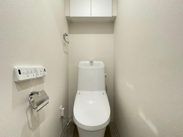 練馬区土支田、中古マンションのトイレ画像です