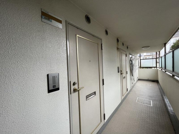 練馬区関町北、中古マンションの玄関画像です