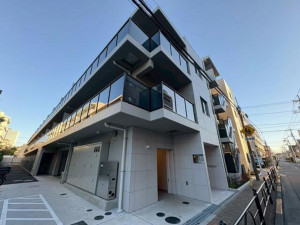 練馬区中村北、中古マンションの外観画像です