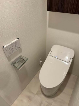 練馬区中村北、中古マンションのトイレ画像です