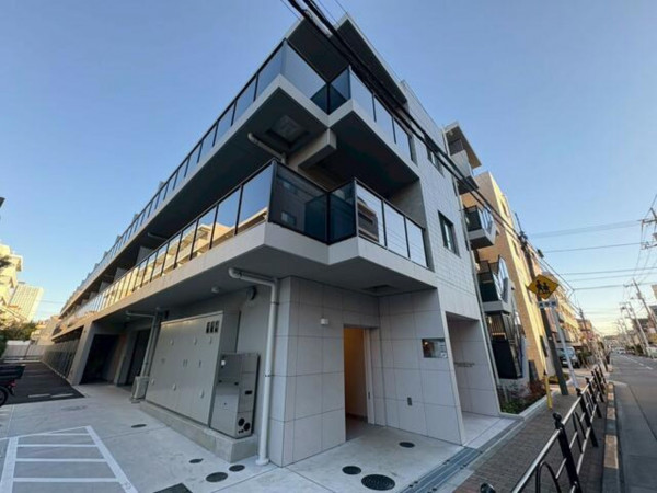 練馬区中村北、中古マンションの外観画像です