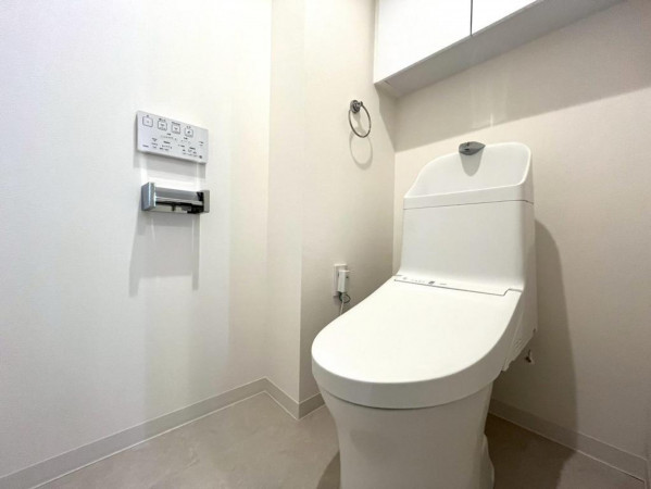 練馬区光が丘、中古マンションのトイレ画像です