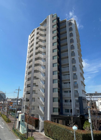 練馬区高野台、中古マンションの外観画像です
