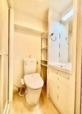 練馬区石神井台、中古マンションのトイレ画像です