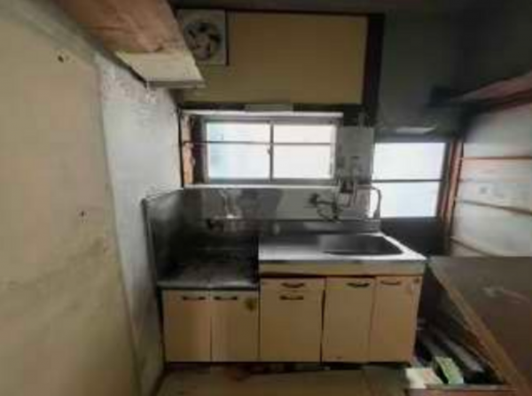 練馬区谷原、中古一戸建てのキッチン画像です