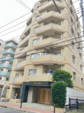 練馬区豊玉上、中古マンションの外観画像です