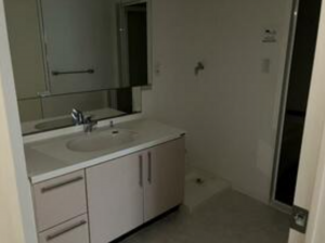 練馬区豊玉上、中古マンションの洗面画像です