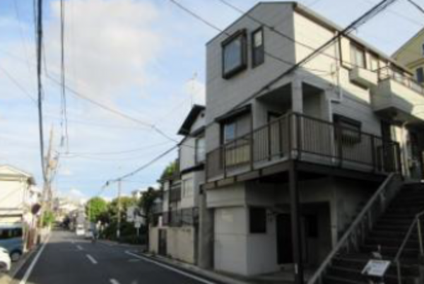 練馬区練馬、土地の前面道路を含む現地写真画像です