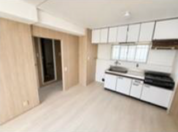 練馬区大泉学園町、中古マンションのキッチン画像です