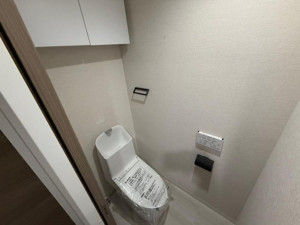 練馬区中村北、中古マンションのトイレ画像です