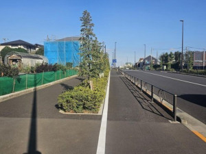 練馬区西大泉、新築一戸建ての前面道路を含む現地写真画像です