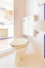 練馬区練馬、中古マンションのトイレ画像です
