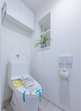 練馬区南大泉、中古マンションのトイレ画像です