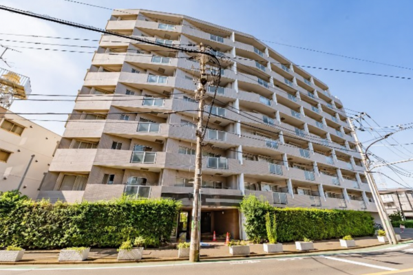 練馬区南大泉、中古マンションの外観画像です