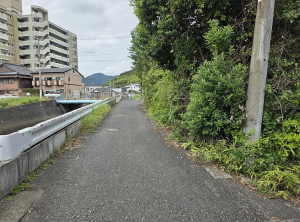北九州市門司区吉志、土地の前面道路を含む現地写真画像です