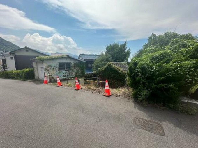 北九州市門司区大里桃山町、土地の前面道路を含む現地写真画像です
