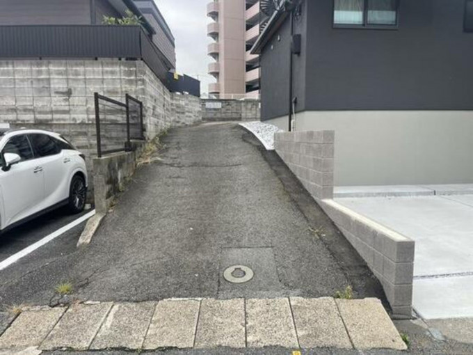 北九州市門司区下二十町、土地の前面道路を含む現地写真画像です