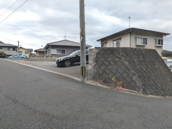 北九州市門司区緑ケ丘、土地の前面道路を含む現地写真画像です