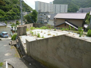 北九州市門司区花月園、土地の前面道路を含む現地写真画像です