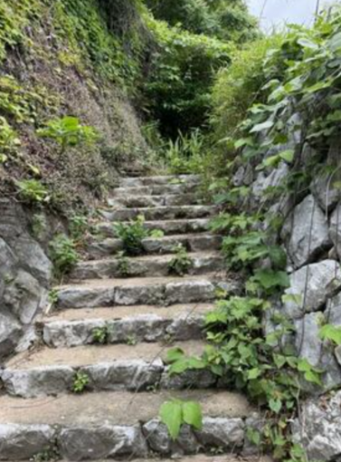 北九州市門司区寺内、土地の前面道路を含む現地写真画像です