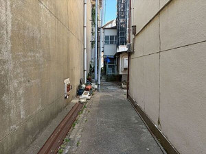 北九州市門司区浜町、土地の前面道路を含む現地写真画像です