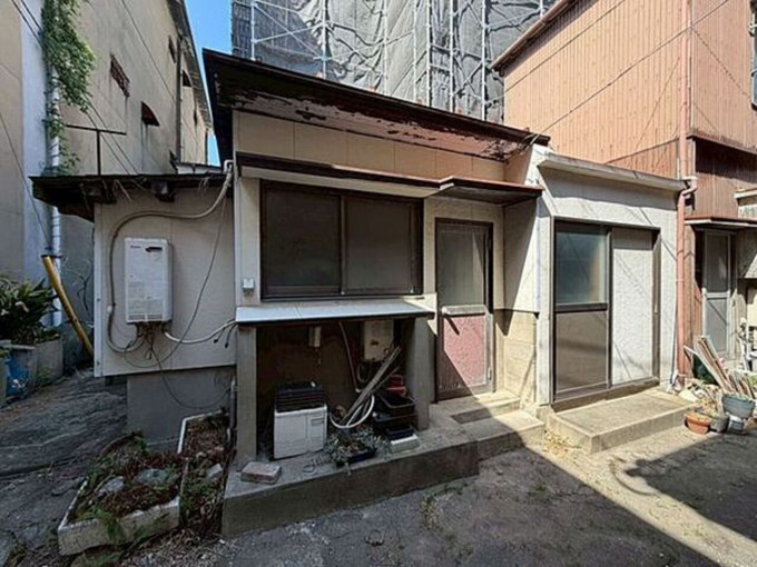 北九州市門司区浜町、土地の前面道路を含む現地写真画像です