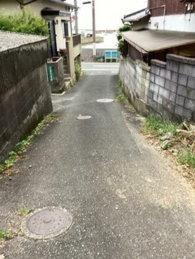 北九州市門司区白野江、土地の前面道路を含む現地写真画像です