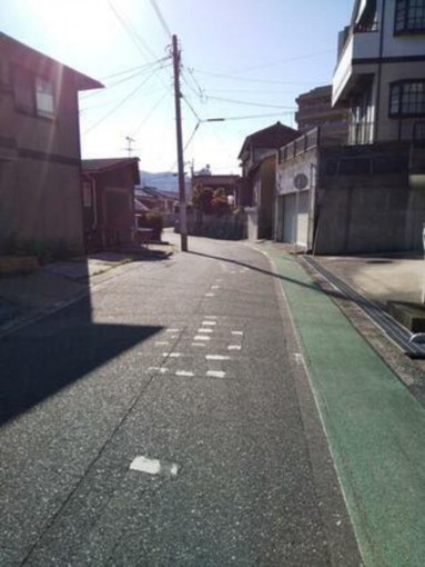 北九州市門司区清見、土地の前面道路を含む現地写真画像です