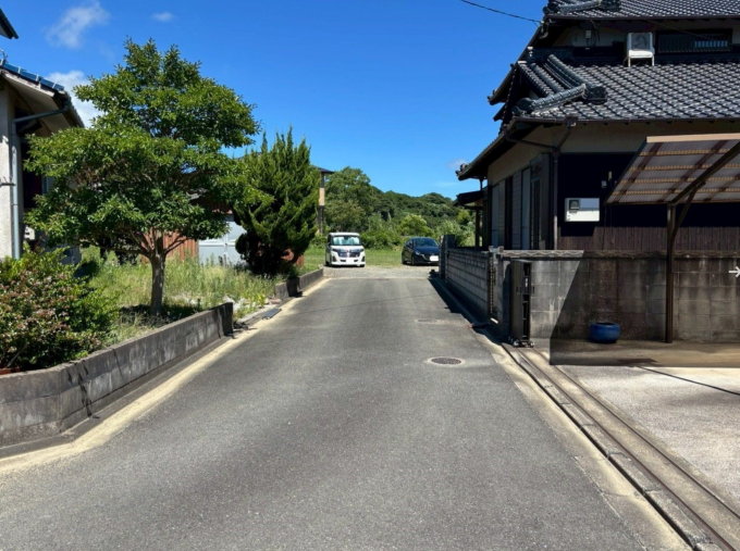 北九州市門司区大字今津、土地の前面道路を含む現地写真画像です