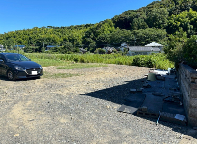 北九州市門司区大字今津、土地の前面道路を含む現地写真画像です