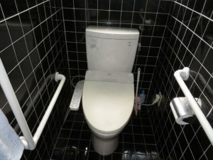 北九州市門司区東門司、中古一戸建てのトイレ画像です