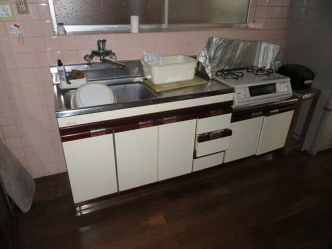 北九州市門司区東門司、中古一戸建てのキッチン画像です