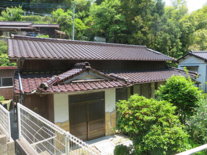 北九州市門司区春日町、中古一戸建ての外観画像です