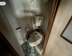 北九州市門司区清見、中古一戸建てのトイレ画像です