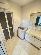 北九州市門司区下二十町、中古一戸建ての洗面画像です